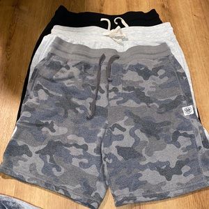 Express mens shorts size small